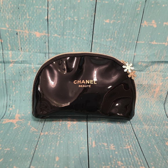 Chanel Black Cosmetic Bag GWP - Picture 1 of 2
